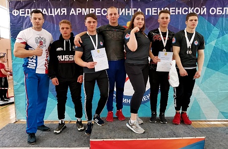 В Иссинском районе состоялся открытый кубок Пензенской области по армрестлингу В Иссинском районе состоялся открытый кубок Пензенской области по армрестлингу