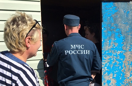 На территории Иссинского района проведены профилактические мероприятия по соблюдению требований пожарной безопасности в жилом секторе