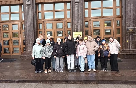 Школьники Иссинского района культурно провели октябрь по программе «Пушкинская карта»