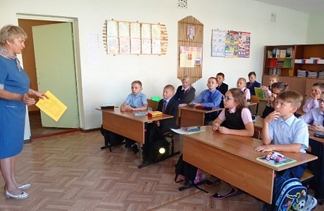 В иссинском лицее проведена акция "Запишись в спортивную секцию" В иссинском лицее проведена акция "Запишись в спортивную секцию"