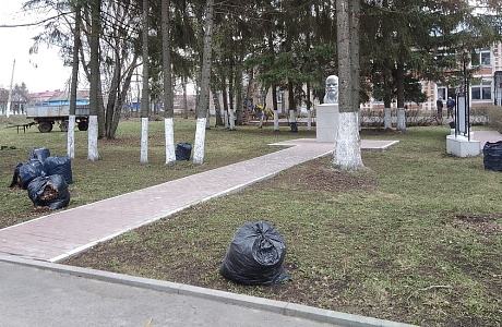  В Иссинском районе проводятся мероприятия по благоустройству территорий