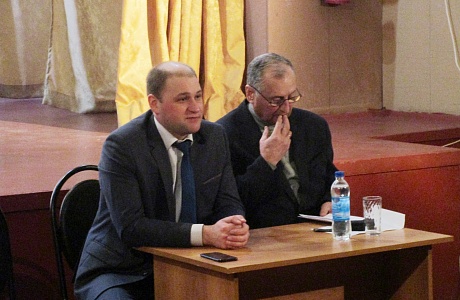 Глава администрации Иссинского района пообщался с жителями села Соловцово