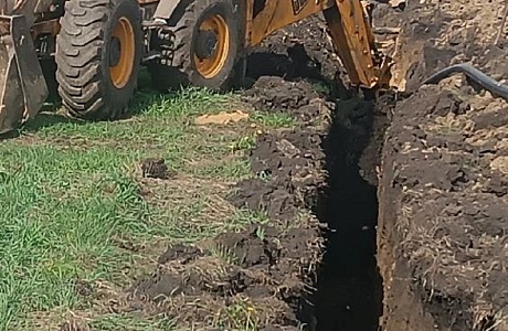 В селе Верхняя Салмовка продолжается модернизация водопроводных сетей