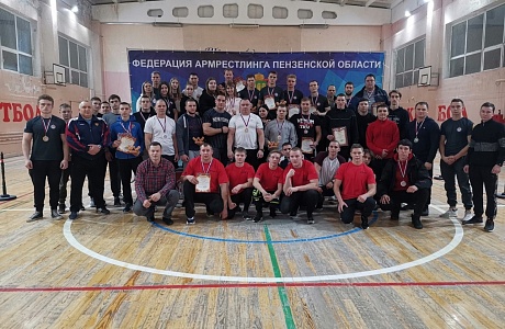 В р.п. Исса состоялся IV Межрегиональный Турнир Пензенской области по армрестлингу «Новогодний» В р.п. Исса состоялся IV Межрегиональный Турнир Пензенской области по армрестлингу «Новогодний»