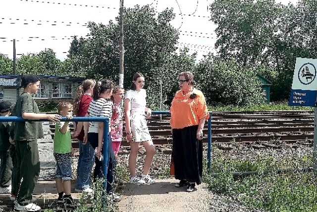 Безопасность в действии: в Булычево прошло мероприятие «Культурный пешеход»