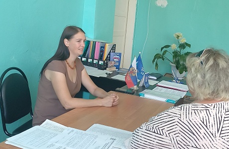 Депутат Собрания представителей Иссинского района Пензенской области Татьяна Сатыренко провела прием граждан