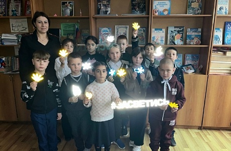 Сотрудники Госавтоинспекции провели мастер-класс «Засветись! Стань заметней на дороге!»