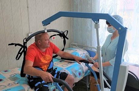 ПО ПОЛИСУ ОМС ОКАЗЫВАЕТСЯ ТОТ ОБЪЕМ МЕДИЦИНСКОЙ ПОМОЩИ, КОТОРЫЙ НЕОБХОДИМ
