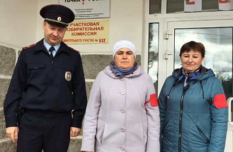 Народные дружинники приняли участие в мероприятиях по обеспечению общественной безопасности в период проведения единого дня голосования