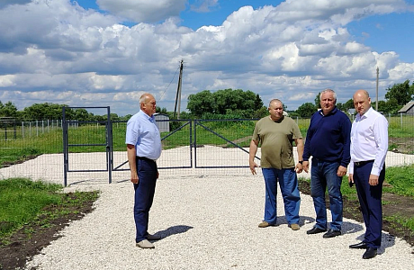  Глава района проверил восстановление водоснабжения в селе Дмитриевка