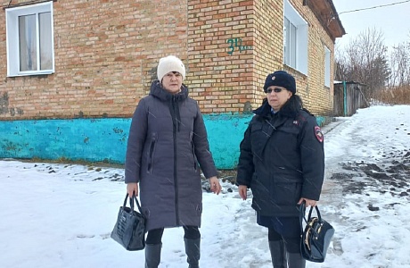 На территории Булычевского и Соловцовского сельсоветов Иссинского района проведены межведомственные профилактические рейды по семьям «группы риска» На территории Булычевского и Соловцовского сельсоветов Иссинского района проведены межведомственные профилактические рейды по семьям «группы риска»