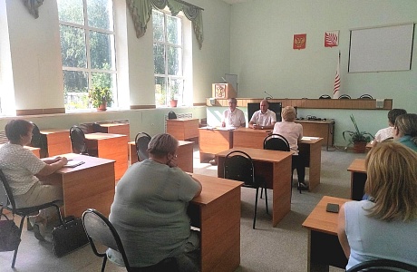 В администрации Иссинского района состоялось очередное заседание комиссии