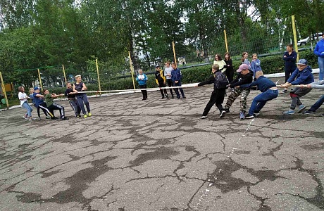 В Иссе прошли соревнования по перетягиванию каната В Иссе прошли соревнования по перетягиванию каната