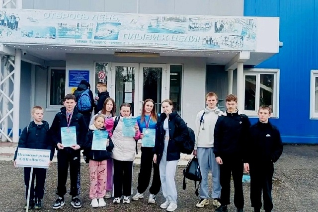 Зональные соревнования по плаванию в Никольске