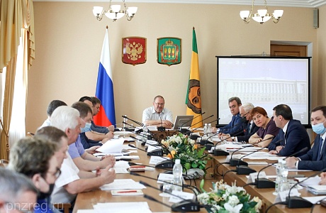 Олег Мельниченко потребовал ужесточить контроль над госзакупками продуктов питания для бюджетных учреждений
