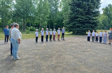 День Движения Первых в пришкольном лагере „Солнышко“ школы с.Каменный Брод