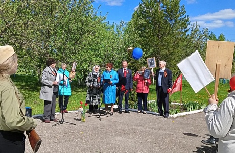 В селе Знаменская Пестровка прошел торжественный митинг, посвященный празднованию 78-й годовщины Победы 
