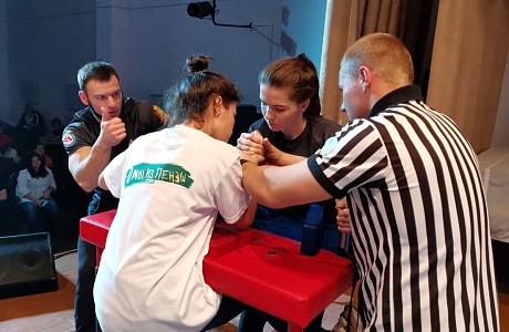 На базе детско-юношеской спортивной школы прошел турнир Иссинского района по настольному теннису