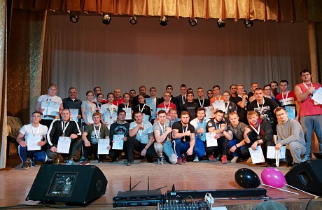 В р.п. Исса 9 ноября 2019 года на базе районного библиотечно-культурного центра прошли большие соревнования – Первенство и Чемпионат Пензенской области по армрестлингу