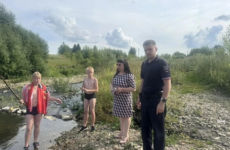 Рейд по водоёмам в р. п. Исса: усилен контроль за безопасностью детей Рейд по водоёмам в р. п. Исса: усилен контроль за безопасностью детей