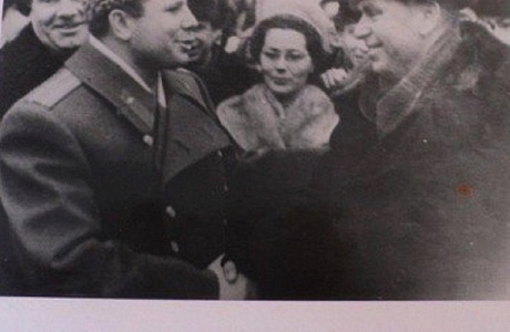 Будущего космонавта Юрия Гагарина в первый самостоятельный полет провожал наш земляк – Константин Пучик