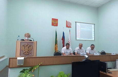 В Иссинском районе прошла очередная сессия Собрания представителей