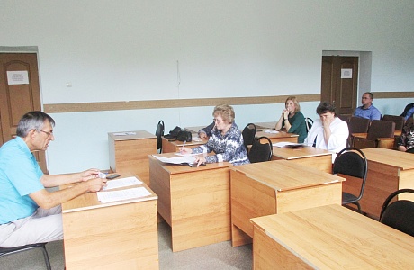 В Иссе обсудили вопросы подготовки к предстоящему отопительному сезону 