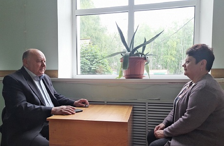 Депутат Собрания представителей Иссинского района Пензенской области Владимир Кузнецов провел прием населения 