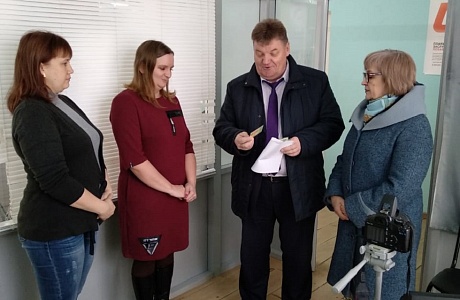 Удостоверения «Многодетная семья Пензенской области» вручены на рабочих местах Удостоверения «Многодетная семья Пензенской области» вручены на рабочих местах
