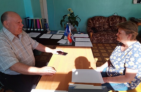 Депутат Собрания представителей Иссинского района Пензенской области Владимир Кузнецов провел прием населения 