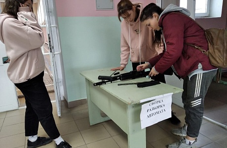 В Иссинском районе проводится акция "Запишись в спортивную секцию!"