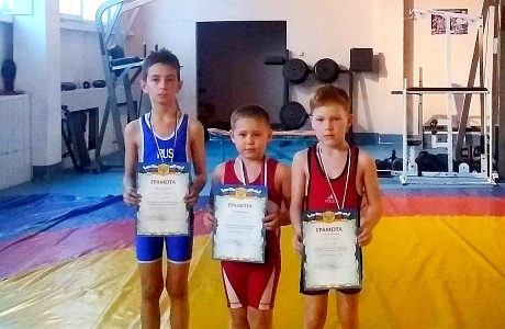 Среди обучающихся провели открытое Первенство Иссинского района по спортивной (греко-римской) борьбе Среди обучающихся провели открытое Первенство Иссинского района по спортивной (греко-римской) борьбе