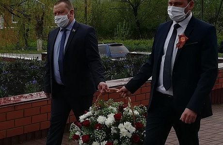 В Иссинском районе прошло возложение цветов, посвященное празднованию 75-й годовщины Великой Победы