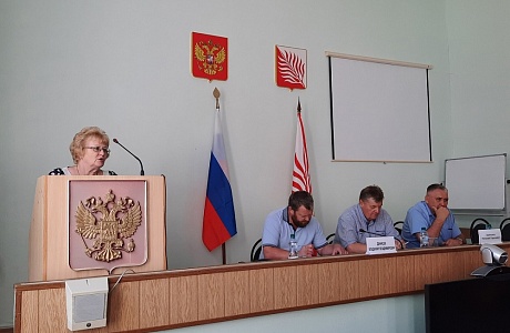 В Иссинском районе прошла очередная сессия Собрания представителей