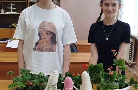 В детской школе искусств Иссинского района состоялся мастер класс по изготовлению пасхальных поделок