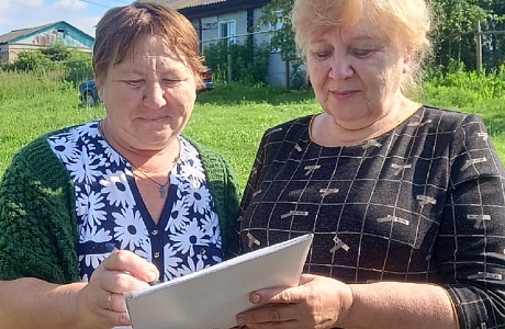 В целях обеспечения пожарной безопасности в летний пожароопасный период и.о. главы администрации Знаменско-Пестровского сельсовета инициировала сход жителей с. Бутурлино 