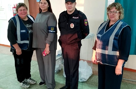Сотрудники полиции, народные дружинники, бойцы отряда «Тигр» обеспечили охрану общественного порядка в день проведения Единого дня голосования