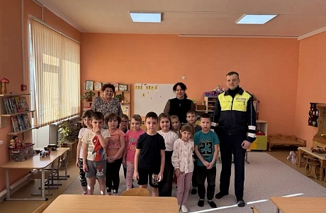 Безопасность на дорогах начинается с детства!!!!!
