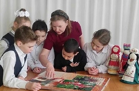 Ученики Каменно-Бродской школы посетили ДШИ