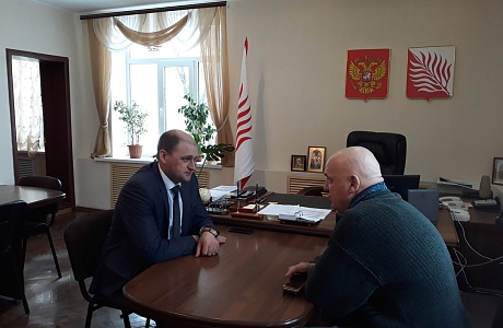 Глава администрации Иссинского района Николай Аргаткин 15 февраля 2019 года провел личный прием предпринимателей Глава администрации Иссинского района Николай Аргаткин 15 февраля 2019 года провел личный прием предпринимателей