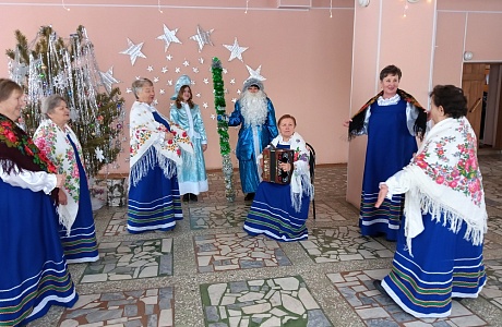 В Булычевском сельском доме культуры прошли Рождественские посиделки В Булычевском сельском доме культуры прошли Рождественские посиделки