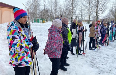 Жители Иссинского района приняли активное участие в районном этапе Всероссийской массовой лыжной гонки "Лыжня России-2021"