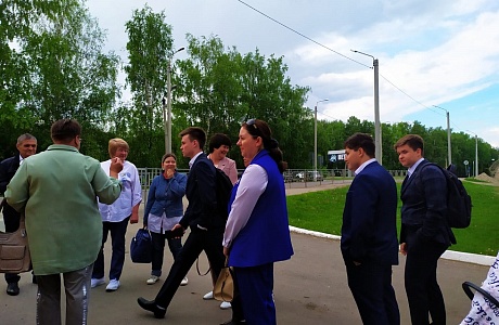 Депутат Собрания представителей Иссинского района Пензенской области Ольга Белорунова встретилась с населением