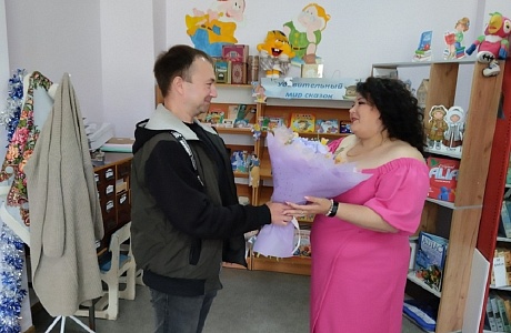 Есть место, где, кажется, замирает само время, и все дышит покоем и безмятежностью – это библиотека