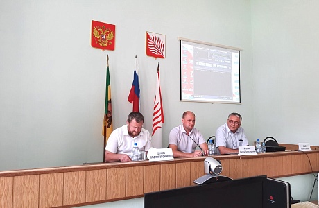 В Иссинском районе прошла очередная сессия Собрания представителей