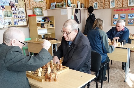 В Иссе прошел спортивный праздник, посвященный Международному женскому дню