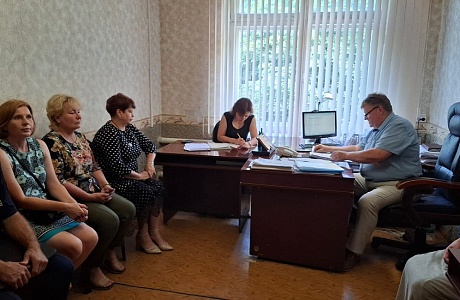 Состоялось заседание комиссии по делам несовершеннолетних и защите их прав Состоялось заседание комиссии по делам несовершеннолетних и защите их прав