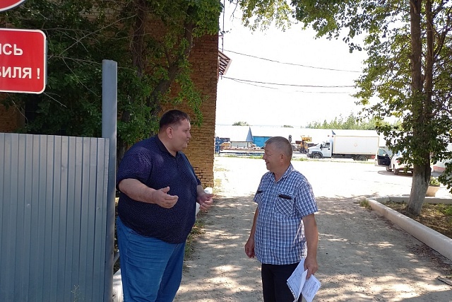 Депутат Собрания представителей Иссинского района Пензенской области Рушан Булатов встретился с населением 