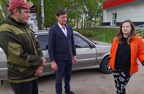 Депутат Собрания представителей Иссинского района Пензенской области Алексей Маркин проводит встречи с населением рабочего поселка Исса Депутат Собрания представителей Иссинского района Пензенской области Алексей Маркин проводит встречи с населением рабочего поселка Исса