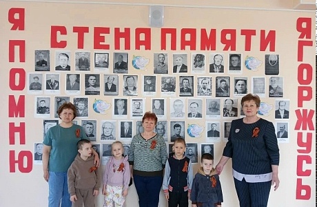 В преддверии празднования Дня Победы для детей детского сада Булычёво была организована экскурсия в сельский Дом культуры